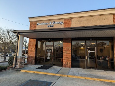 Southern & Savory Cafe food truck in Auburn