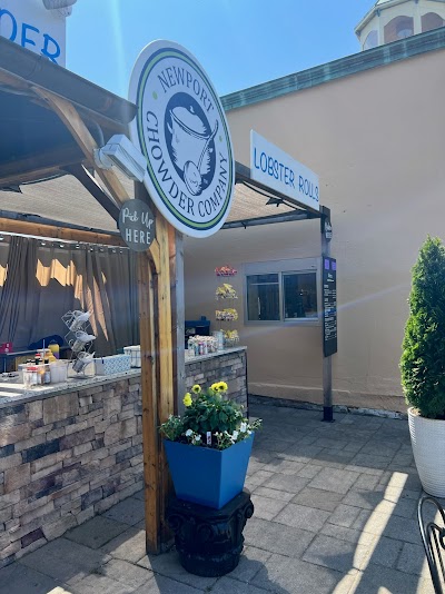 Newport Chowder Company food truck in Newport