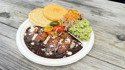 Yxi’s Arepas & Gordito food truck