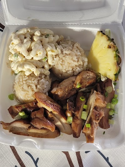 Uncle's Hawaiian Kitchen food truck in Prescott