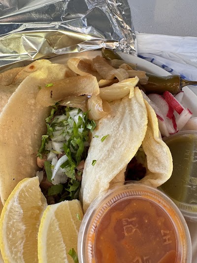 Antojitos Chapines Food Truck food truck