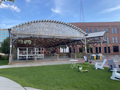 Larkin Square food truck in Buffalo