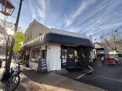 The Drift Collective | Local Goods Marketplace food truck in Ashland