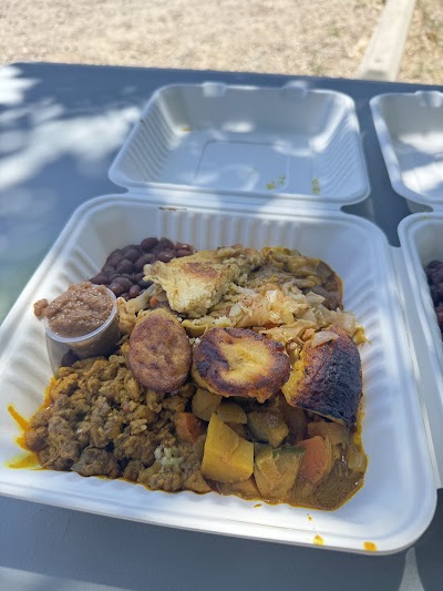 Ras Rody's Jamaican Vegan food truck in Santa Fe