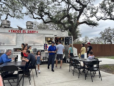 Tacos El Dany food truck in New Braunfels