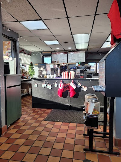 Sandee's Drive Inn food truck