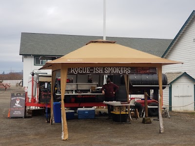 Rogue-Ish Smokers food truck in Medford