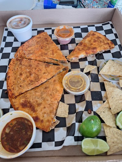 Tacos Al Vapor food truck in Davenport