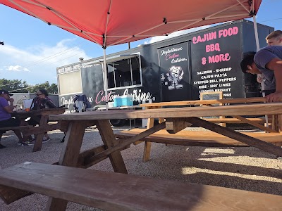 Jaykusteaux Custom Cuisine food truck in Arlington