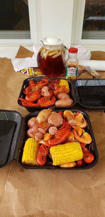 Big Blue Crawfish food truck in Auburn