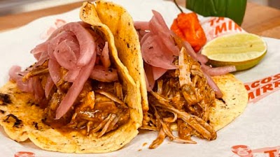 Tacos Mirrey food truck