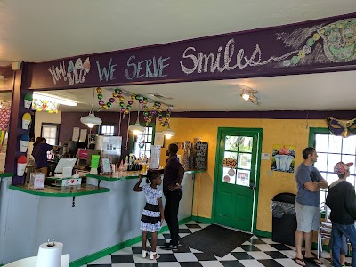 Big Easy Snowballs food truck