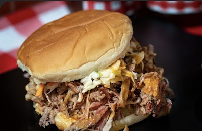 Tod's BBQ Truck food truck in Topeka