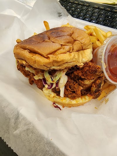Wrap'N’Roll food truck in Charlotte