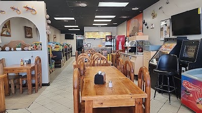 Taqueria Y Carniceria Plaza food truck in Auburn