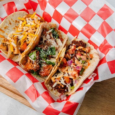 Fresh Cravings food truck in Baton Rouge