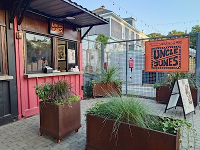 Uncle June's food truck