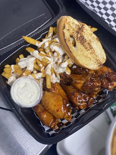 HUT 35 FOOD TRUCK food truck in New Orleans