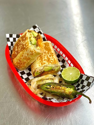 El Taco Guapo food truck in Des Moines