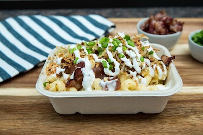 Macarollin food truck in Rochester