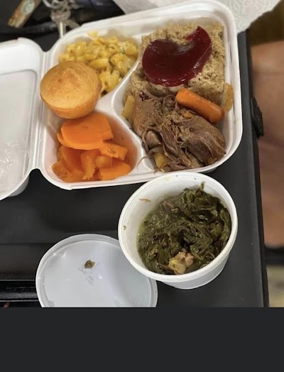 Salley’s Soul Food food truck in Fayetteville