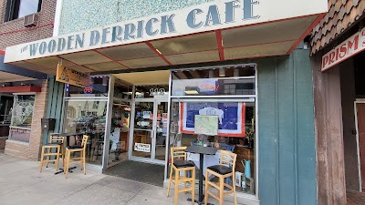 The Wooden Derrick Cafe food truck in Casper