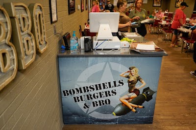 Bombshells And Ales Huntington food truck in Huntington