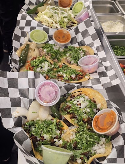 El Taco'n Madres food truck in St. Augustine