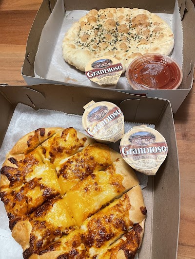 D.P. Dough food truck in Storrs