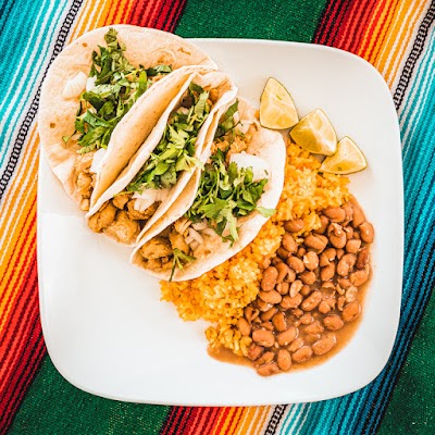 Taqueria Monarca food truck in Lansing