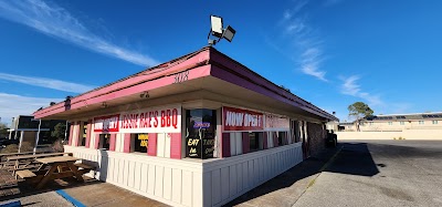 Jessie Rae's BBQ food truck