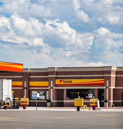 Love's Travel Stop food truck in Laramie