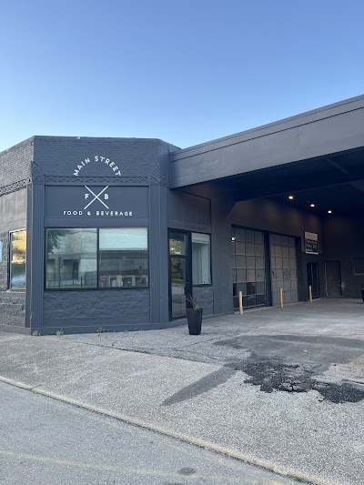Main Street Food and Beverage food truck