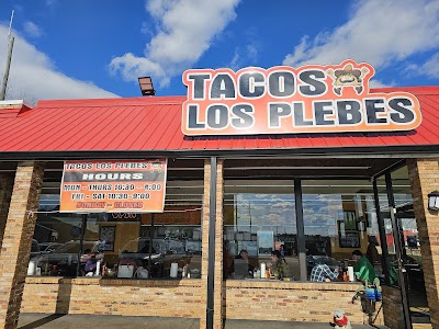 Tacos Los Plebes food truck in Athens