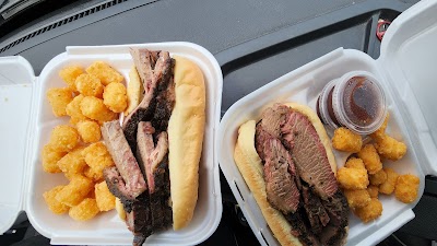 Double JJ BBQ food truck
