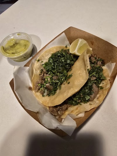 Señor Taco LLC food truck in Minot