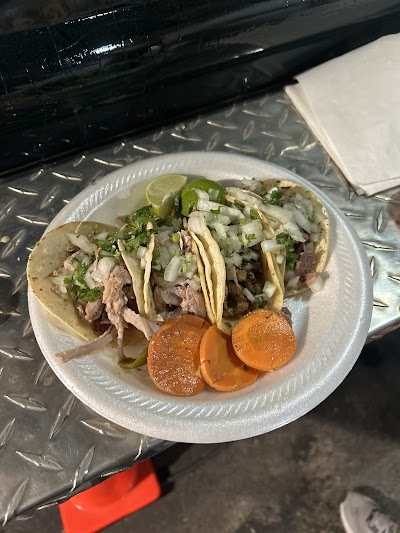Taqueria El Real food truck in Midland