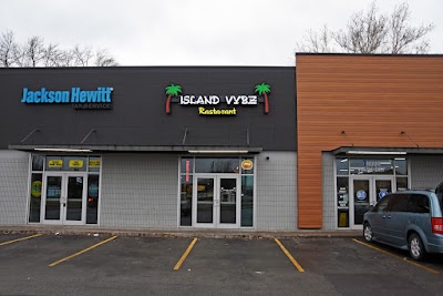 Island Vybz RastaRant food truck in Iowa City