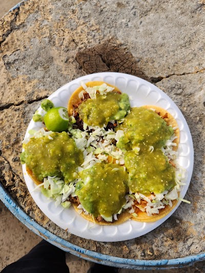 La Acapulqueña N°1 food truck in Fresno