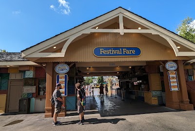 Market Square Big Skillet food truck in Pigeon Forge