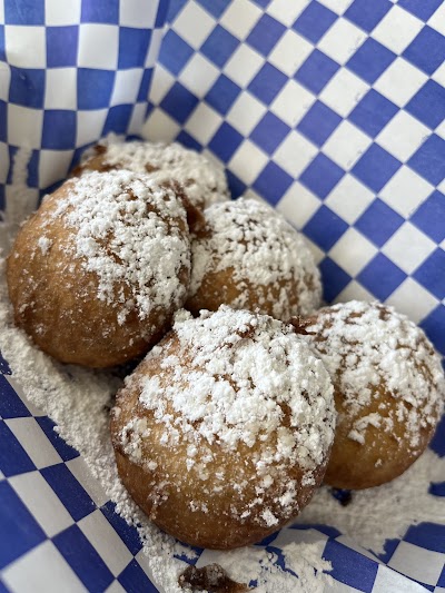 Double B Wings food truck in Medford