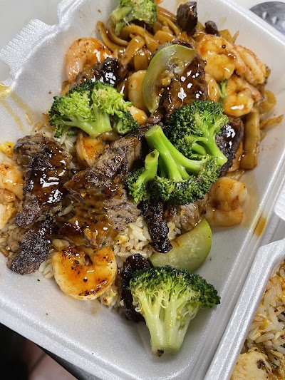 Litt Kitchen food truck in Flint