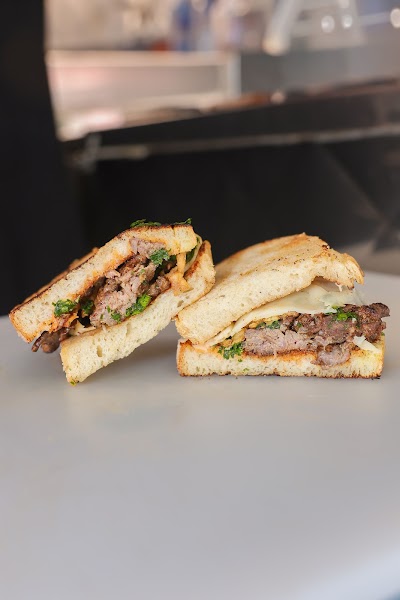 Lobo’s Sandwiches food truck in Galveston