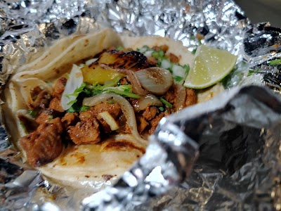 Paco's Tacos food truck in Grand Island