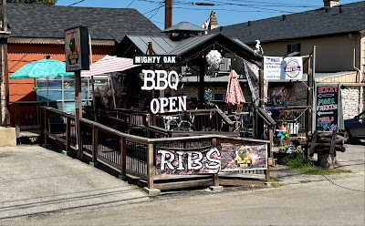 Mighty Oak BBQ and Catering food truck