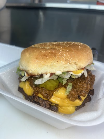 Santino’s Snack Shack food truck in Lansing