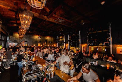 Milestone Restaurant - Food, Drink, Music - Mystic food truck in Mystic