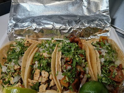 Tacos El Oso | Comida Mexicans food truck
