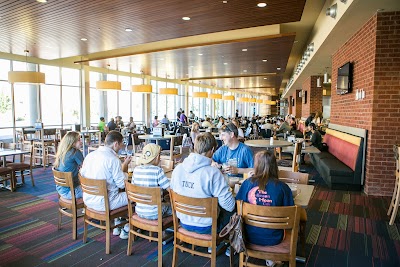 Dining Commons food truck in Statesboro
