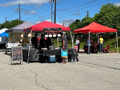 College Park Farmer's Market @ Paint Branch Parkway food truck in College Park